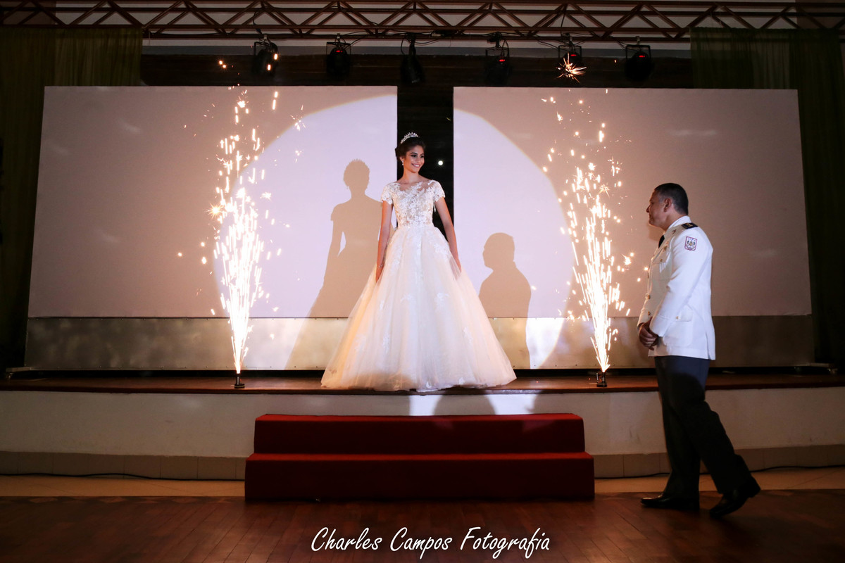 fogos de 15 anos na apresentação