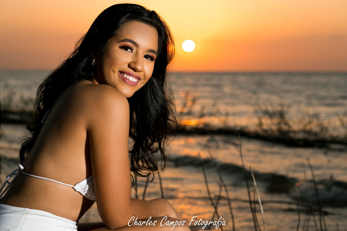 por do sol na praia do carapanari