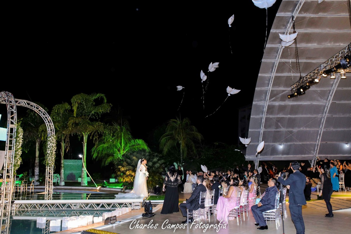 pombas para casamento