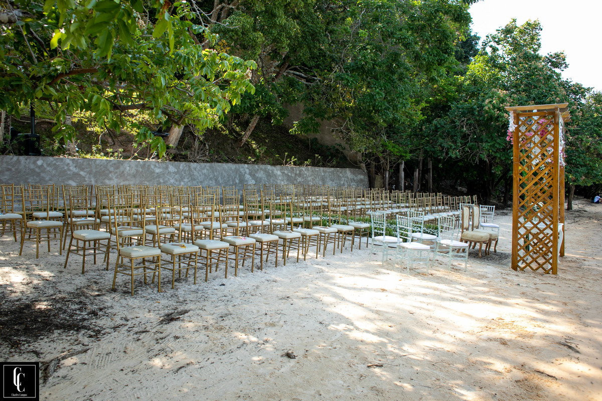 Casamento na praia, altar