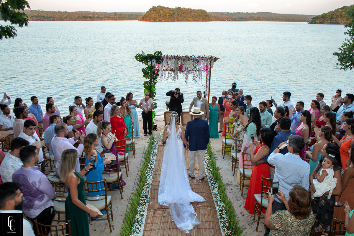 Casamento na praia em Alter do Chão