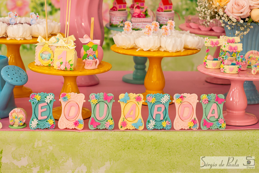 Salão Adoletta Festas
Guarapuava Paraná.  
aniversário infantil.
Sérgio de Paula Fotografia
Aniversário Infantil Jardim Florido
Festa Infantil Flores 