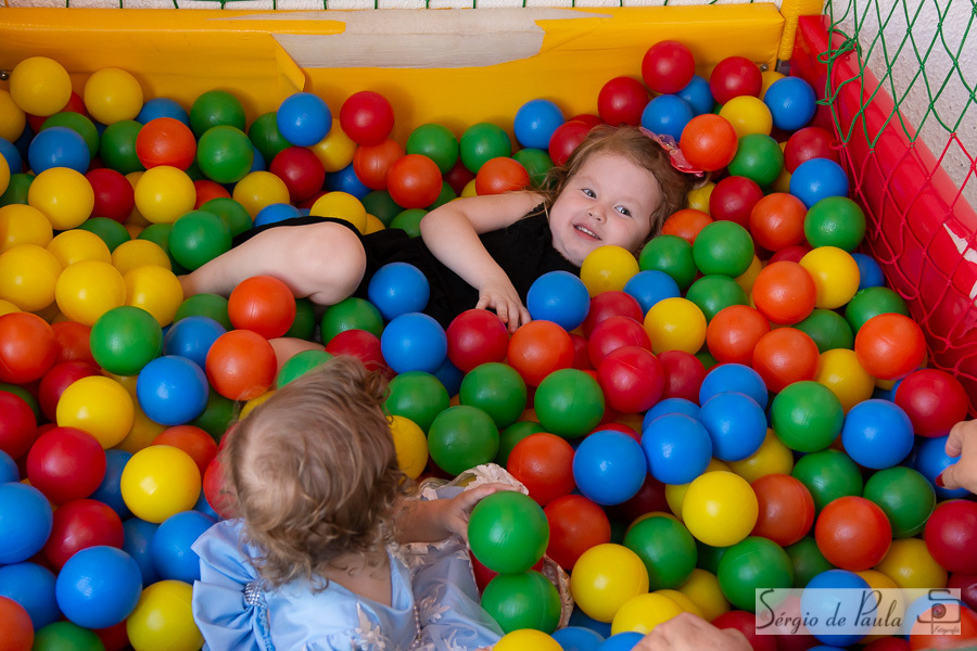 Salão Adoletta Festas
Guarapuava Paraná.  
aniversário infantil.
Sérgio de Paula Fotografia
Aniversário Infantil Jardim Florido
Festa Infantil Flores 
