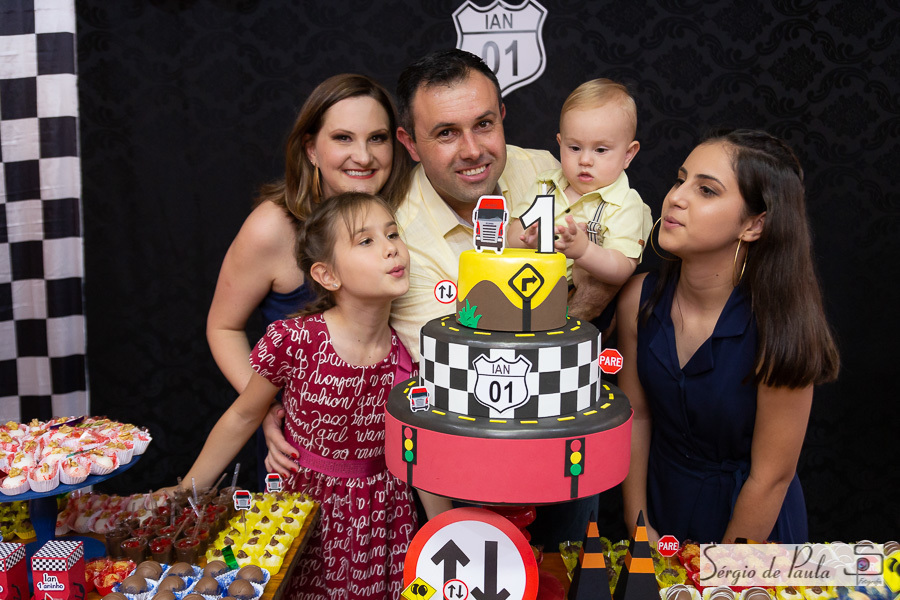 Giga Boom Salão de festas infantis Guarapuava Paraná.  aniversário infantil.
Sérgio de Paula Fotografia
Decoração Caminhão
Aniversário Infantil Caminhoneiro