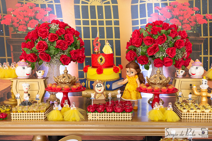 Pirueta Diversões Salão de festas infantis Guarapuava Paraná. Decoração a Bela e a Fera, aniversário infantil.
Sérgio de Paula Fotografia
Aniversário Bela e a Fera