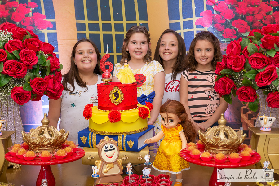 Pirueta Diversões Salão de festas infantis Guarapuava Paraná. Decoração a Bela e a Fera, aniversário infantil.
Sérgio de Paula Fotografia
Aniversário Bela e a Fera
