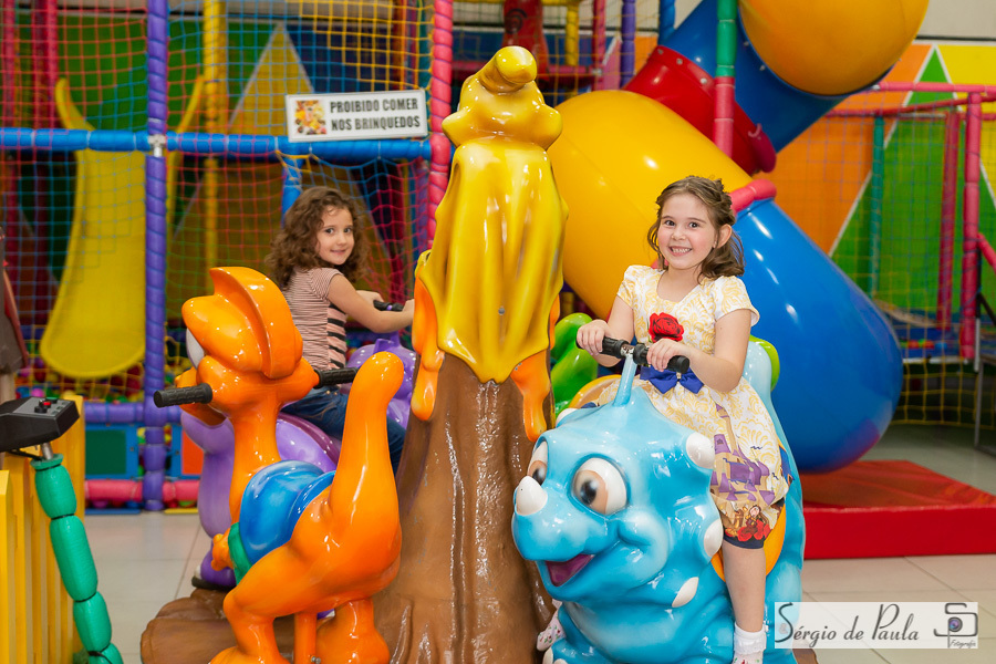 Pirueta Diversões Salão de festas infantis Guarapuava Paraná. Decoração a Bela e a Fera, aniversário infantil.
Sérgio de Paula Fotografia
Aniversário Bela e a Fera