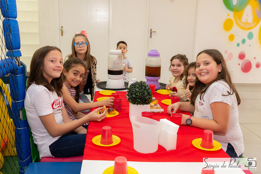 Pirueta Diversões Salão de festas infantis Guarapuava Paraná. Decoração a Bela e a Fera, aniversário infantil.
Sérgio de Paula Fotografia
Aniversário Bela e a Fera
