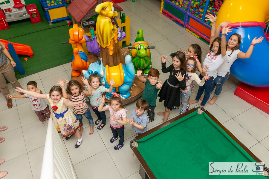 Pirueta Diversões Salão de festas infantis Guarapuava Paraná. Decoração a Bela e a Fera, aniversário infantil.
Sérgio de Paula Fotografia
Aniversário Bela e a Fera