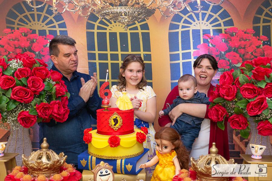 Pirueta Diversões Salão de festas infantis Guarapuava Paraná. Decoração a Bela e a Fera, aniversário infantil.
Sérgio de Paula Fotografia
Aniversário Bela e a Fera