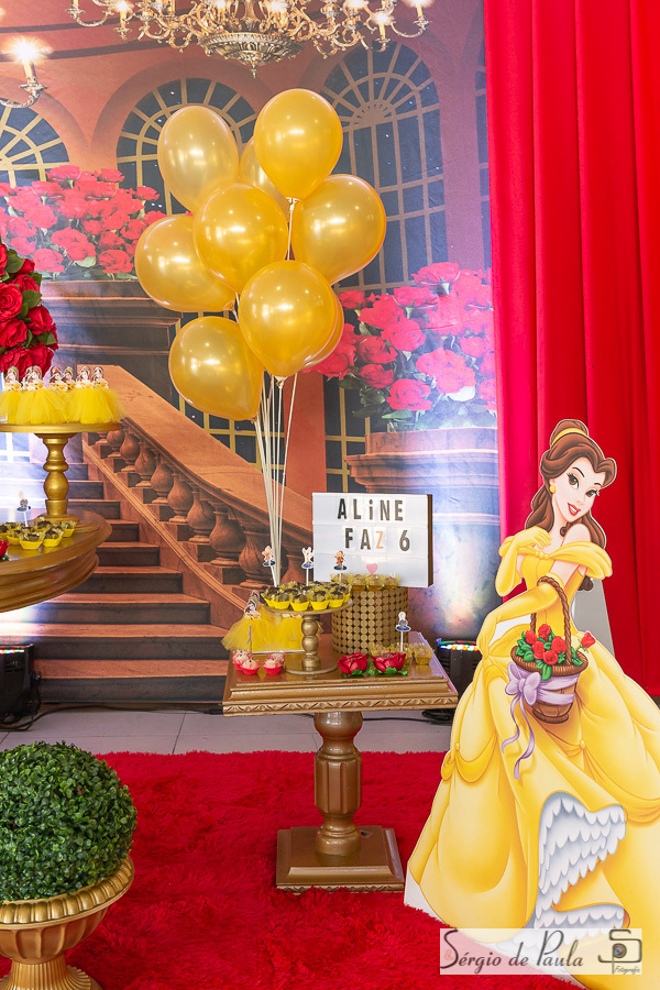Pirueta Diversões Salão de festas infantis Guarapuava Paraná. Decoração a Bela e a Fera, aniversário infantil.
Sérgio de Paula Fotografia
Aniversário Bela e a Fera