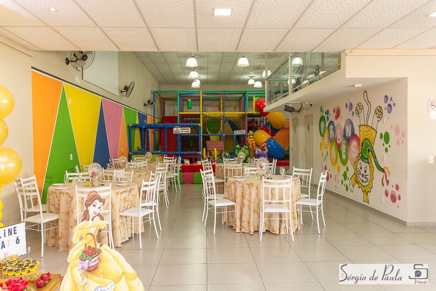 Pirueta Diversões Salão de festas infantis Guarapuava Paraná. Decoração a Bela e a Fera, aniversário infantil.
Sérgio de Paula Fotografia
Aniversário Bela e a Fera