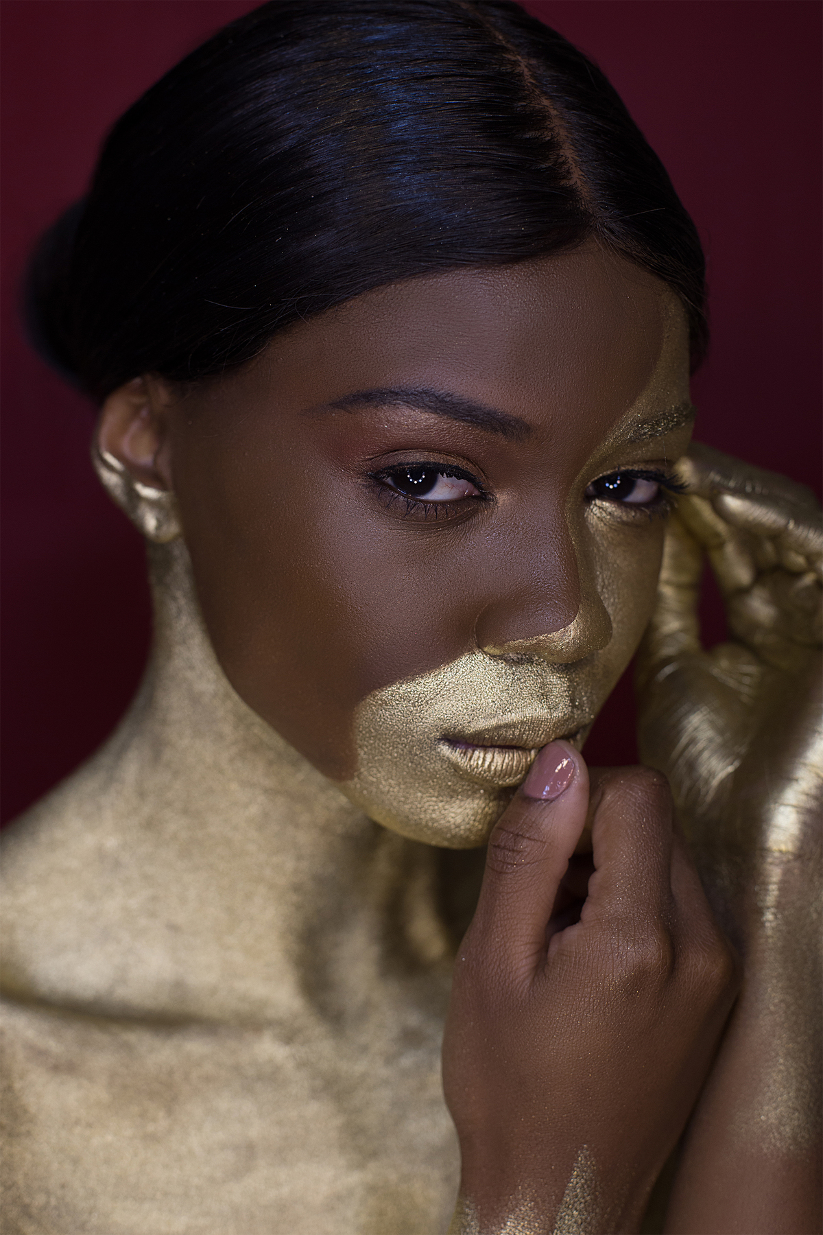 Model: Wizy Marques

Beauty: Edu Richttenfuor

