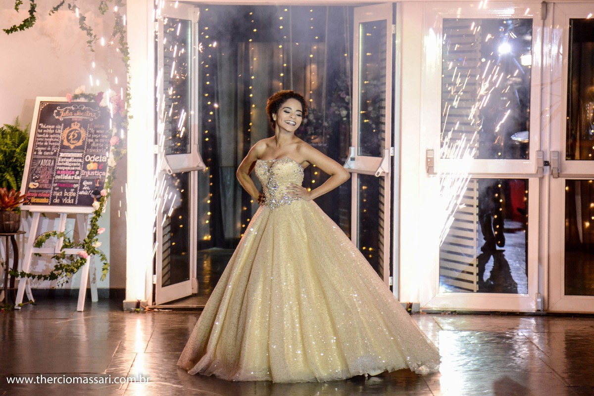 vestido de 15 anos valsa