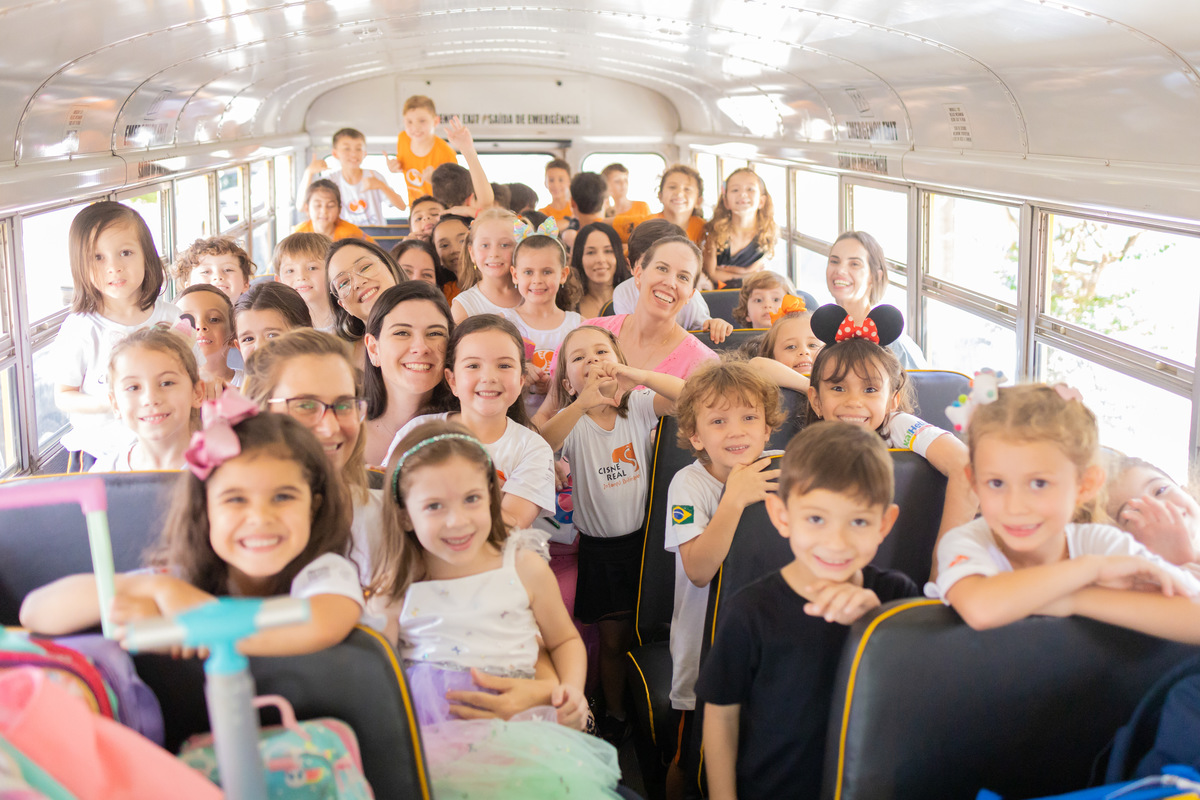 Buffet Zappteen Bauru, fotógrafo infantil Bauru, fotografia festa infantil Bauru, Ônibus amarelo, yellow bus