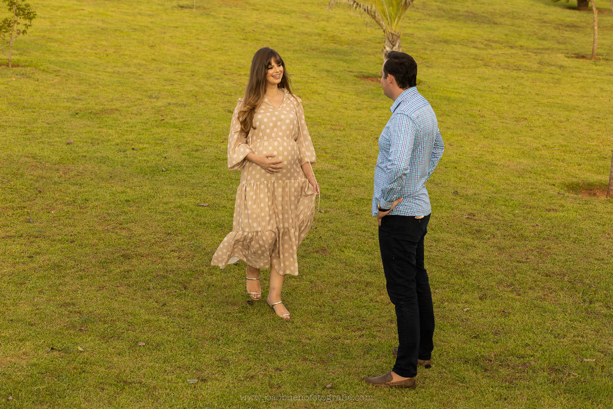 fotógrafo gestante bauru, fotógrafo bauru, ensaio gestante em Bauru, poses para casa