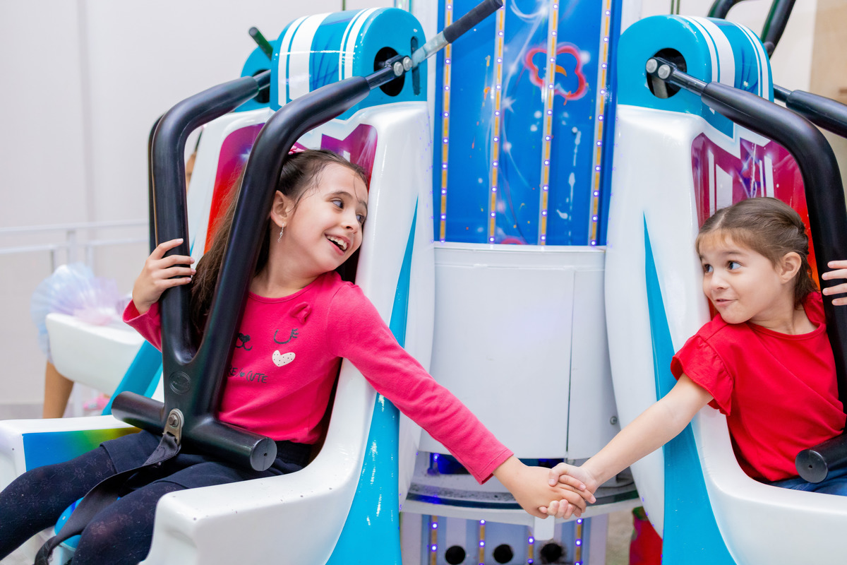 Buffet Pipoca 2, fotógrafo infantil bauru, fotógrafo de familia em bauru, joão bueno fotografia, festa infantil bauru, festa tema unicórnio, vestido de unicórnio, poses para ensaio infantil