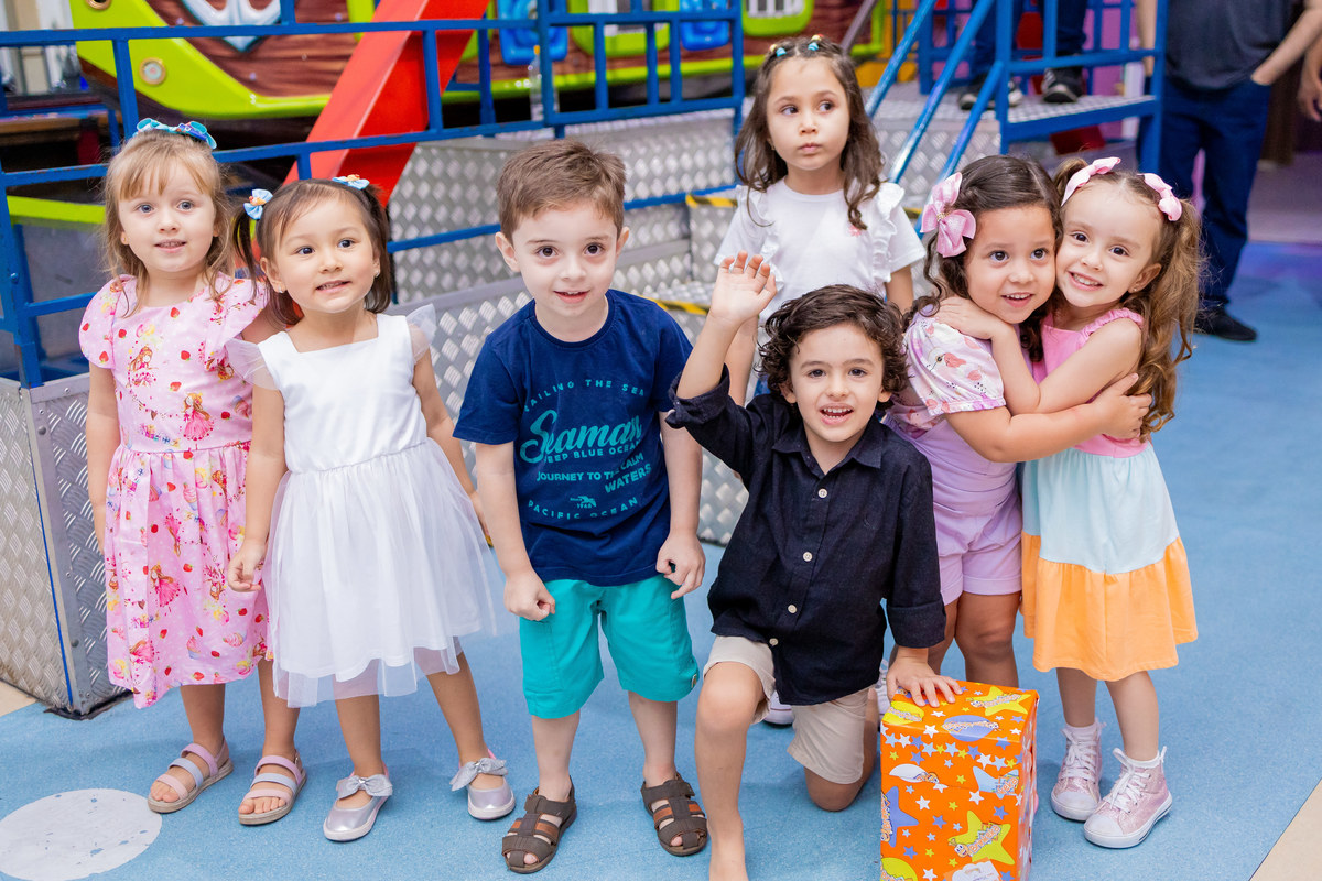 Buffet space bauru, fotógrafo infantil bauru, fotógrafo festa infantil em bauru, aniversário transformers, robô de led em bauru