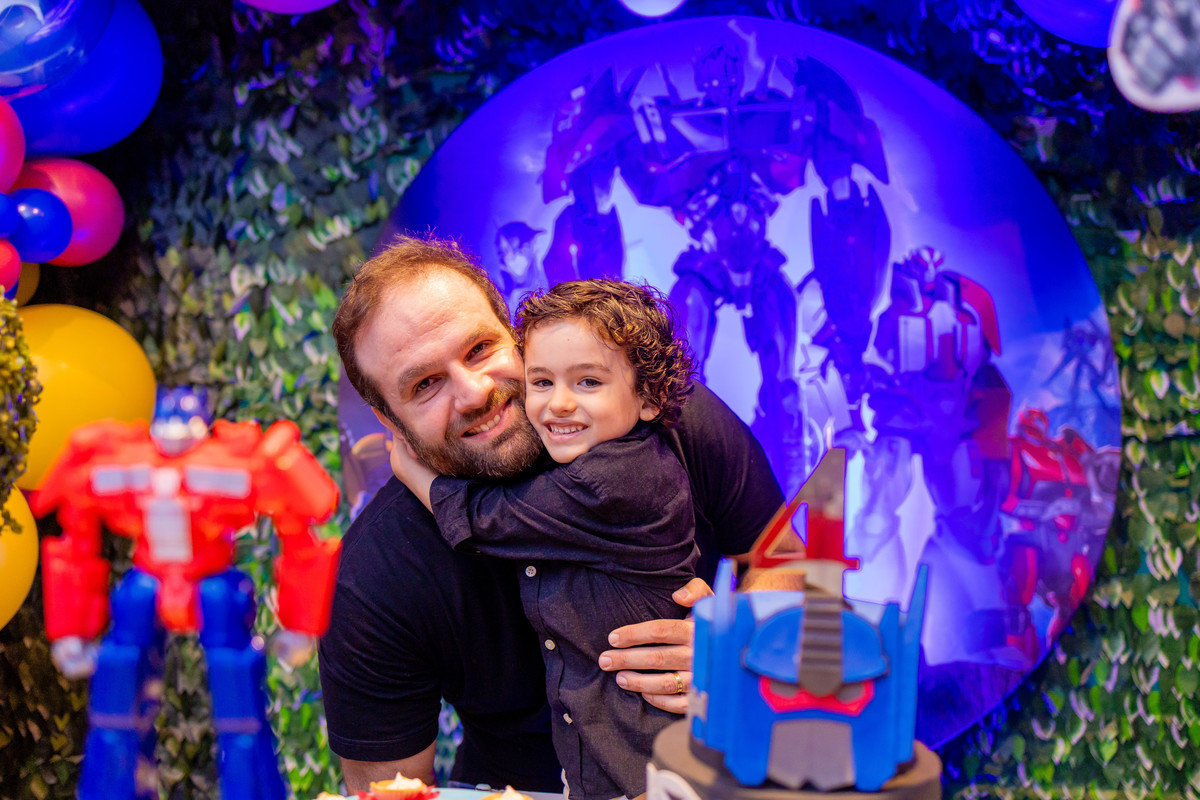Buffet space bauru, fotógrafo infantil bauru, fotógrafo festa infantil em bauru, aniversário transformers, robô de led em bauru