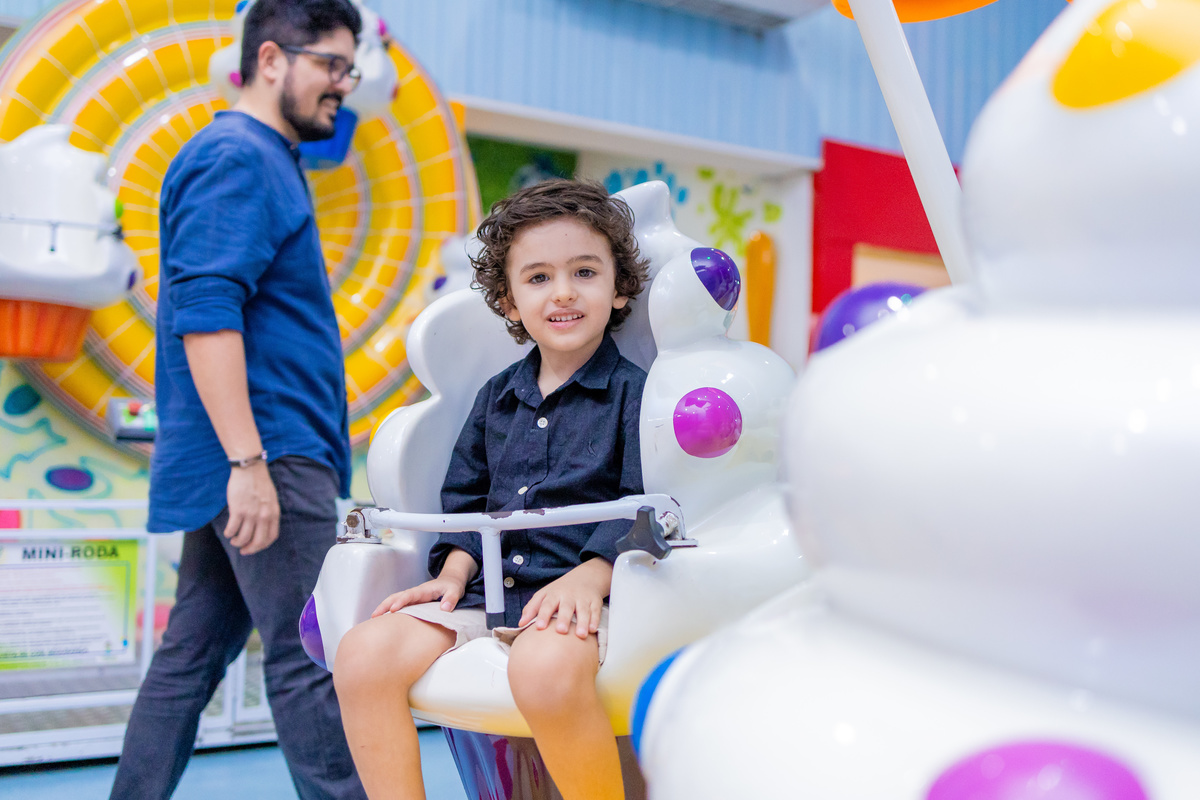 Buffet space bauru, fotógrafo infantil bauru, fotógrafo festa infantil em bauru, aniversário transformers, robô de led em bauru