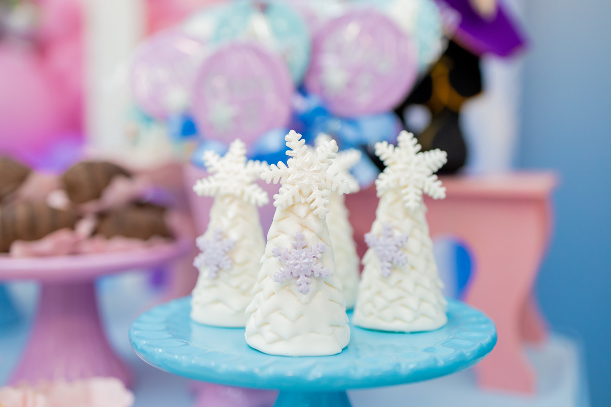 aniversário infantil tema Frozen, aniversário infantil em bauru, buffet zappteen bauru, fotografo em bauru, fotografo infantil bauru, doces personalizados tema frozen