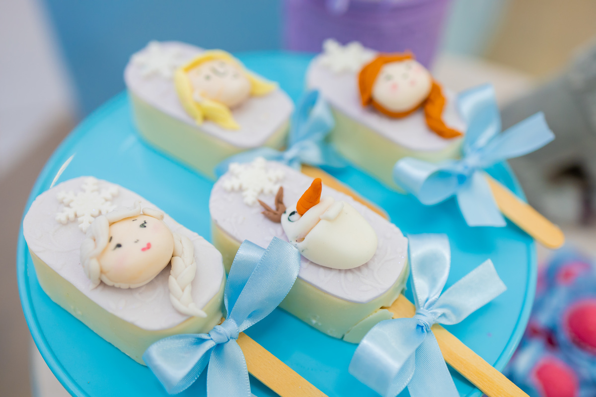 aniversário infantil tema Frozen, aniversário infantil em bauru, buffet zappteen bauru, fotografo em bauru, fotografo infantil bauru, doces personalizados tema frozen