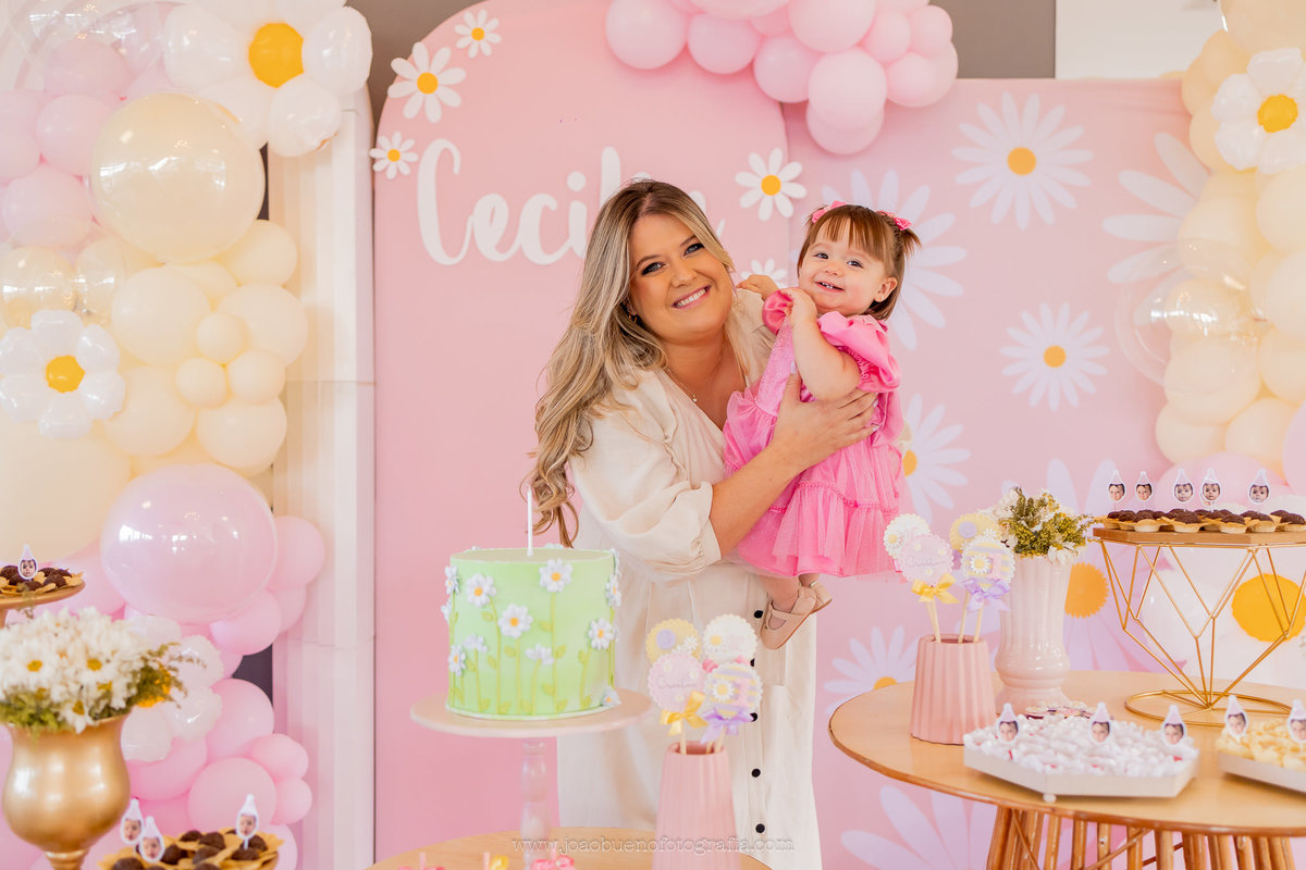 aniversário infantil em Bauru, aniversário infantil, fotografo em bauru, aniversário tema margaridas, doces personalizados tema margaridas