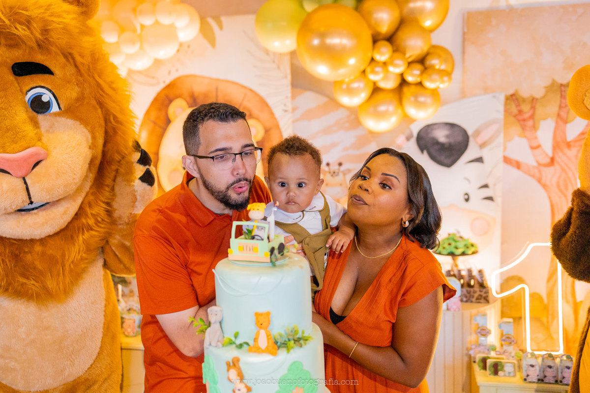 aniversário infantil em bauru, fotógrafo festa infantil em bauru, festa em lugar aberto, festa tema safari de menino, decoração tema safari