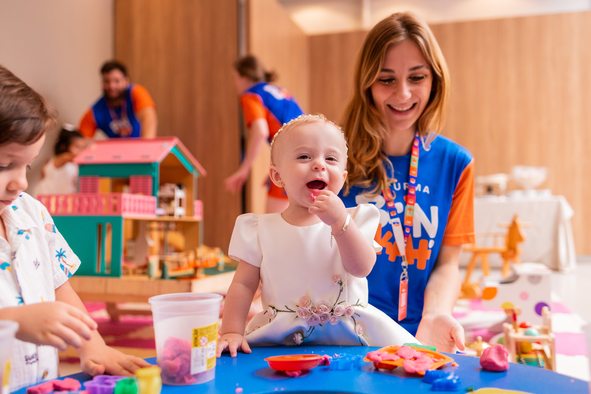 Márcia & Marô Recepções Bauru, fesya infantil Márcia & Marô, aniversário tema balão mágico, fotografo bauru, Beatris de michelli bauru, recreação infantil bauru, recreação brink+