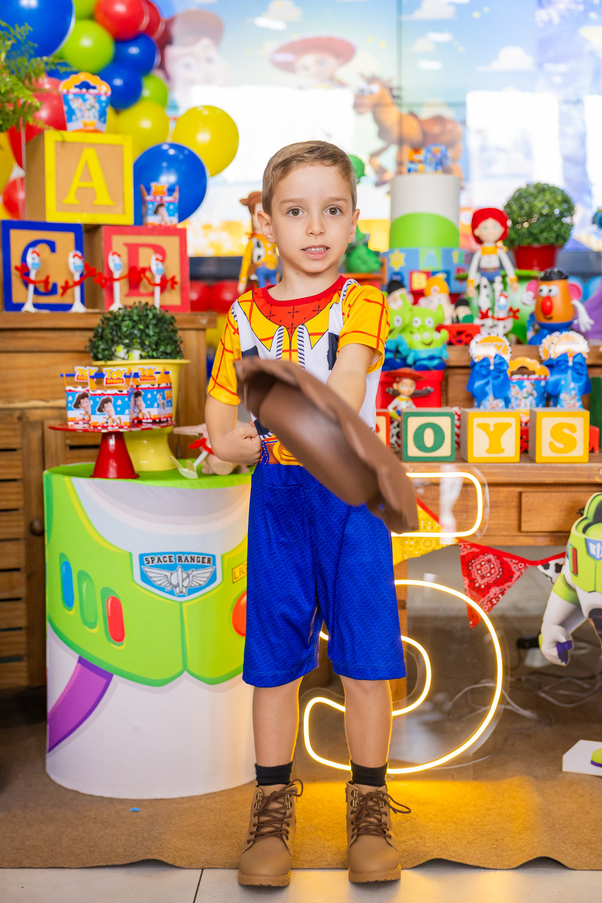 Buffet pipoca 2 bauru, fotografo infantil bauru, festa de irmãos, festa toy story, festa cinderela