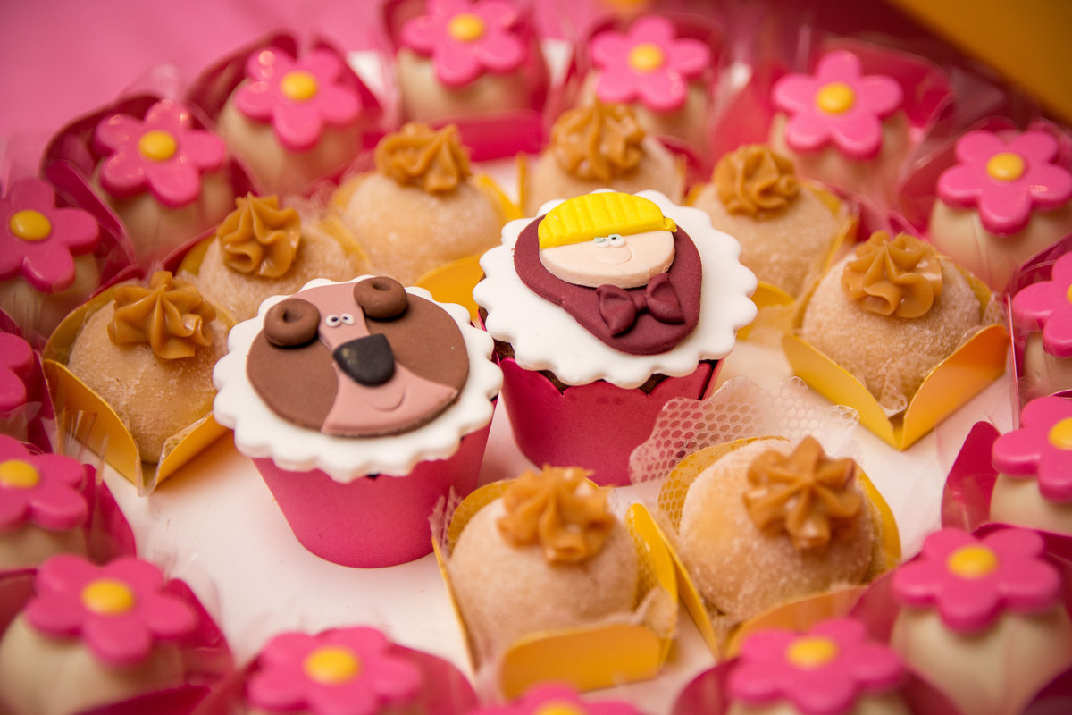 Cupcake personalizado Masha e o Urso