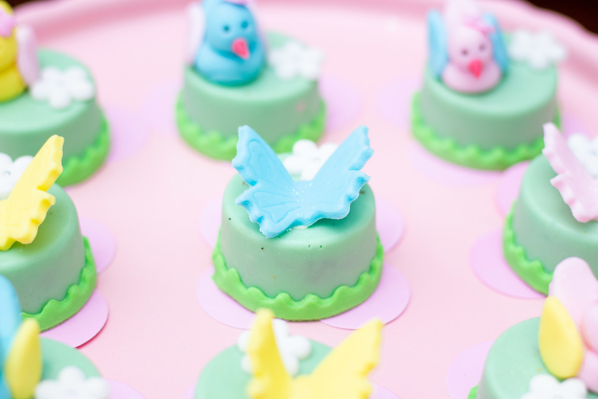 Doces personalizados de Jardim Encantado 