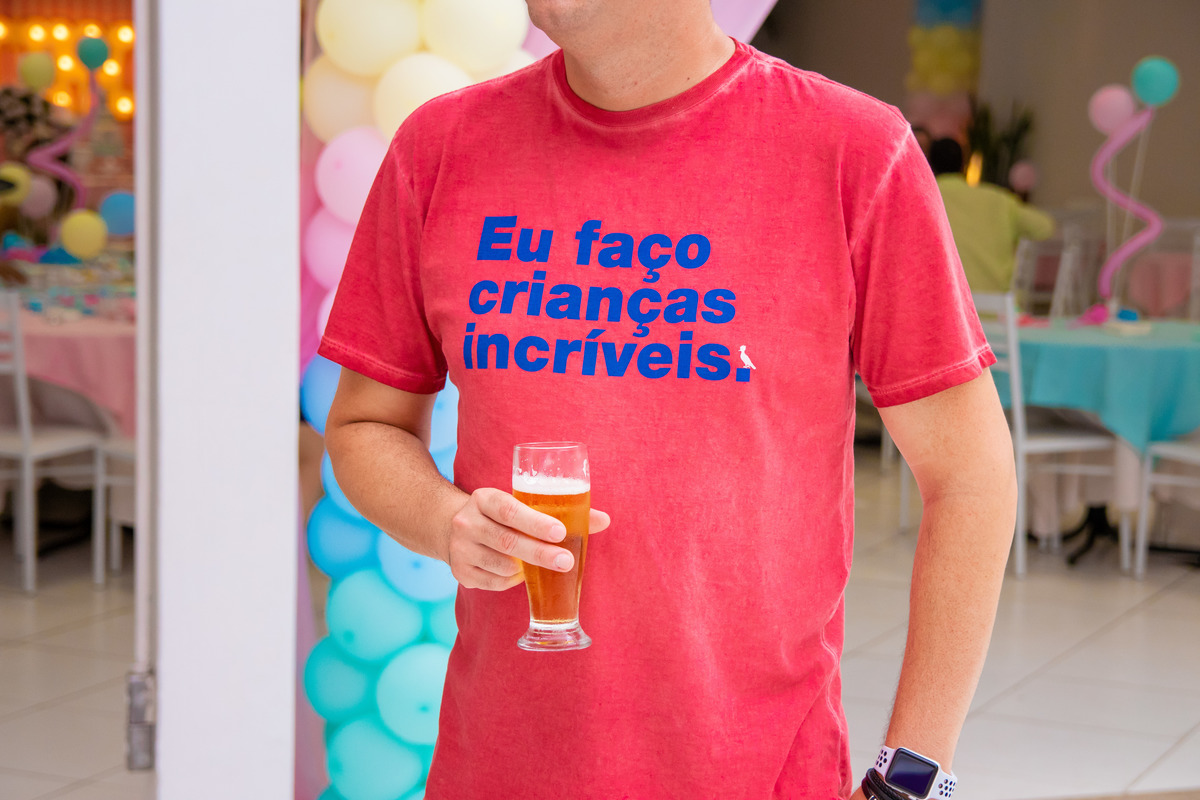 Camiseta eu faço crianças incríveis, roupa criativa para aniversário