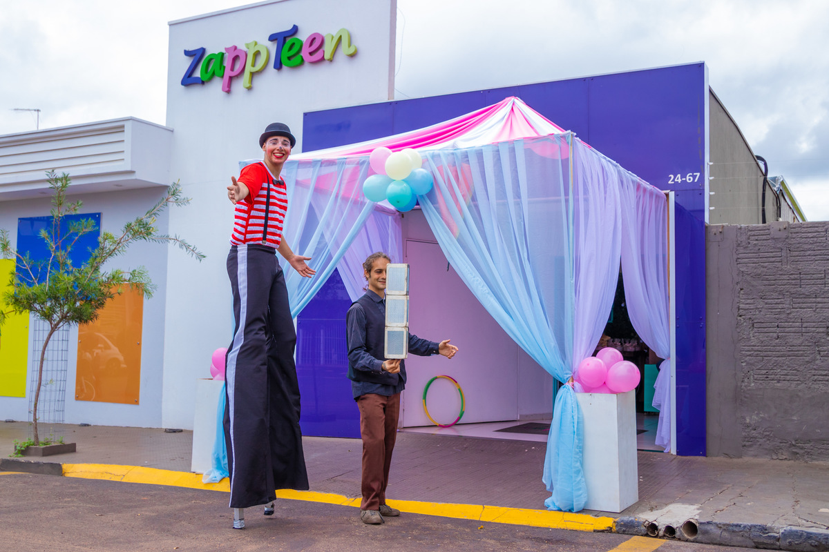 Malabaristas casa do circo bauru, buffet zappteen