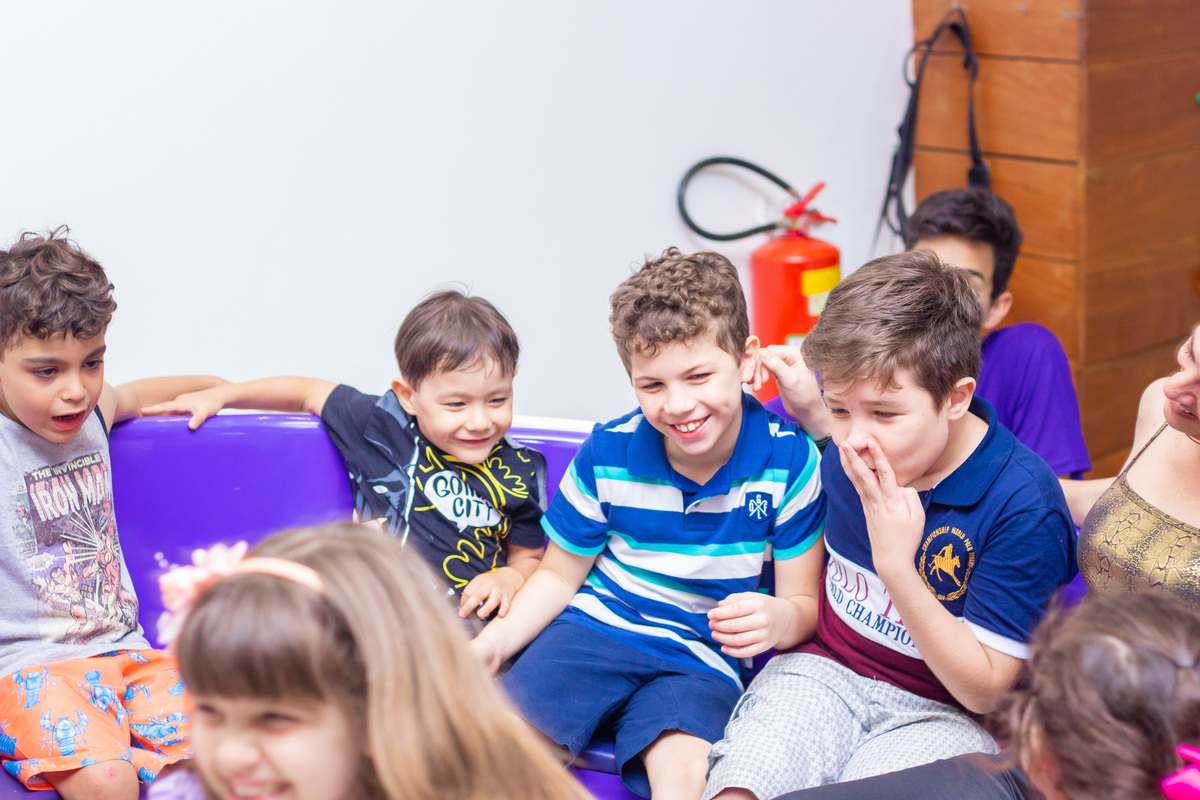 amigos brincando na labamba