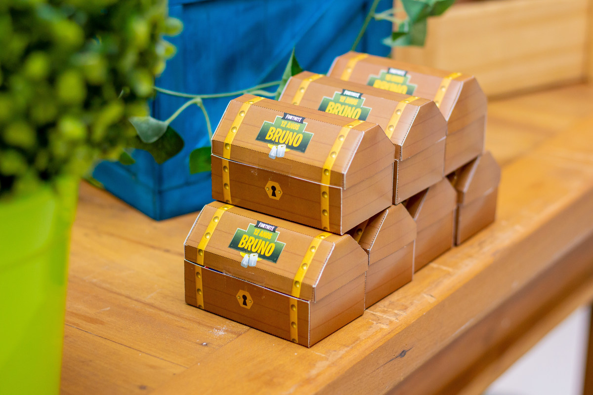 Buffet Zappteen Bauru, caixinha surpresa fortnite