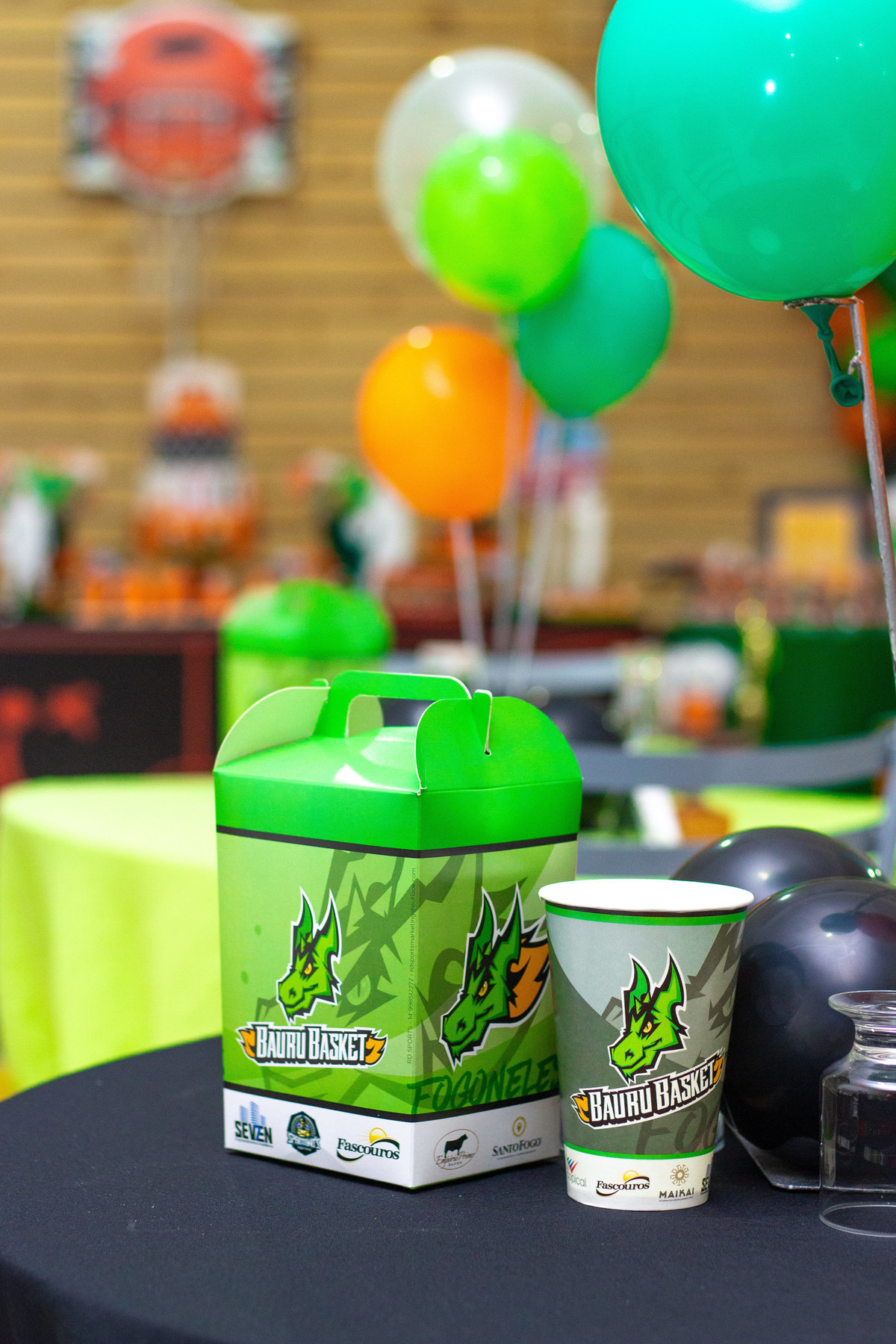 Caixinha surpresa de basquete, copo de jogo de basquete, bauru basket