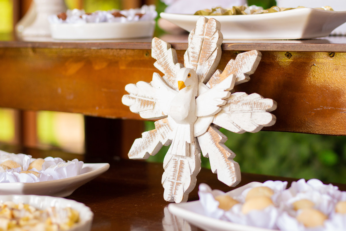 Item de decoração para batizado