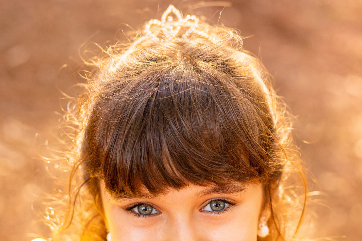 horto florestal bauru, Ensaio infantil tema a Bela e a Fera, fantasia bela e a fera para menina, coroa da Bela
