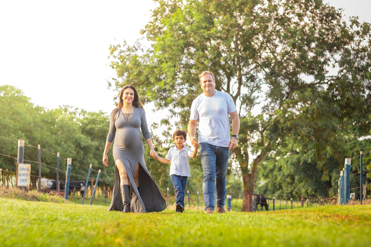 Ensaio gestante em Bauru, Ensaio gestante, foto em família na fazenda