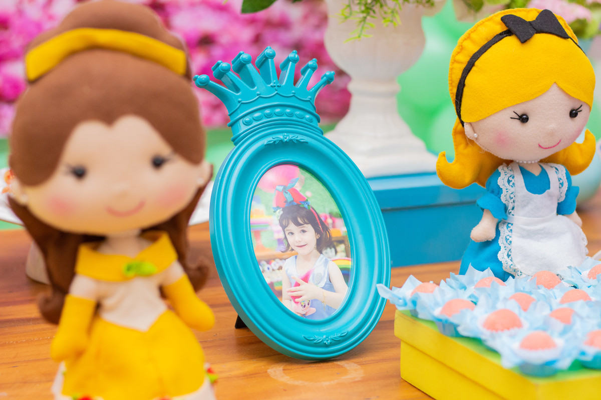 Caramelada Buffet Infantil Bauru, Aniversário infantil, boneca das princesas em feltro
