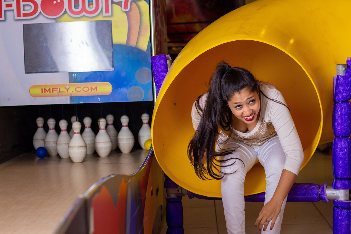 Buffet Looping Bauru, aniversário infantil, jovem brincando no escorregador