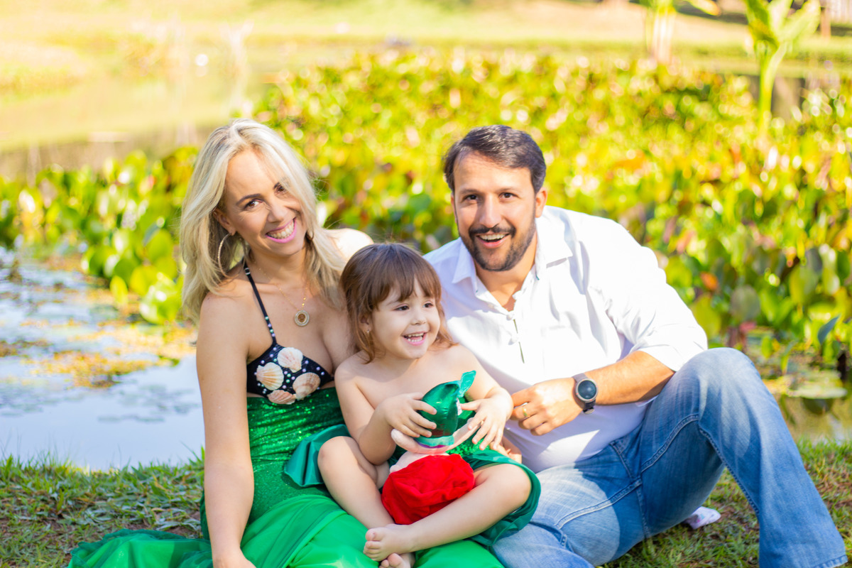 ensaio temático pequena sereia, ensaio infantil espontaneo, jardim botânico bauru