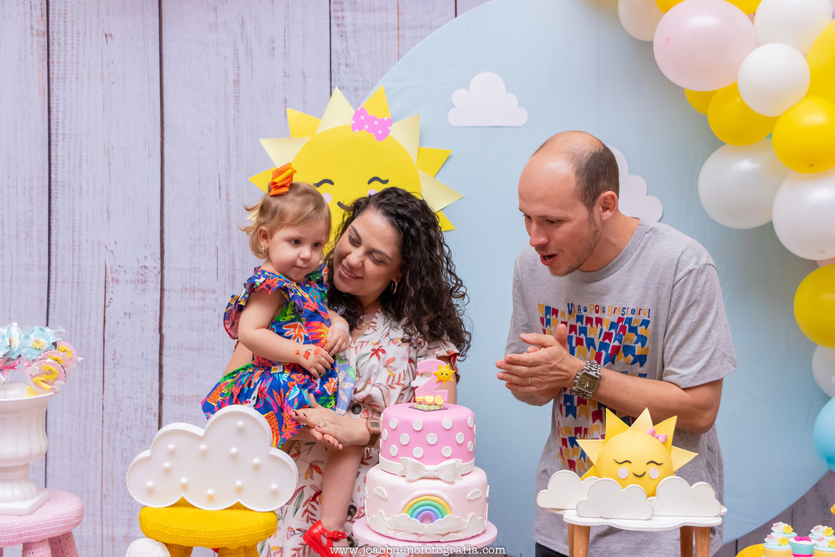 Buffet pipoca 2 Bauru, buffet infantil bauru, aniversário infantil, pais e filha comemorando seu aniversário