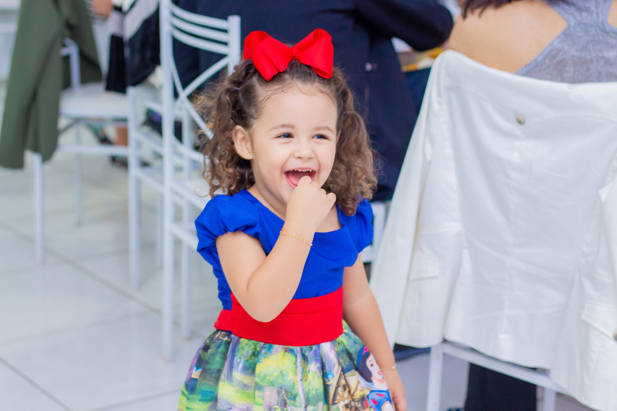 buffet biscoito bauru, buffet infantil bauru, aniversário infantil bauru, aniversariante feliz em sua festa