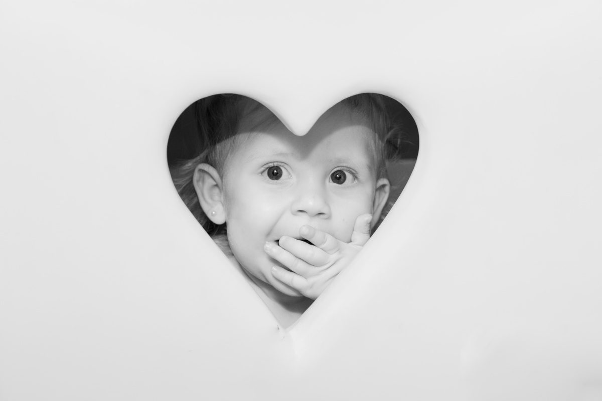 buffet biscoito bauru, buffet infantil bauru, aniversário infantil bauru, menina brincando de casinha