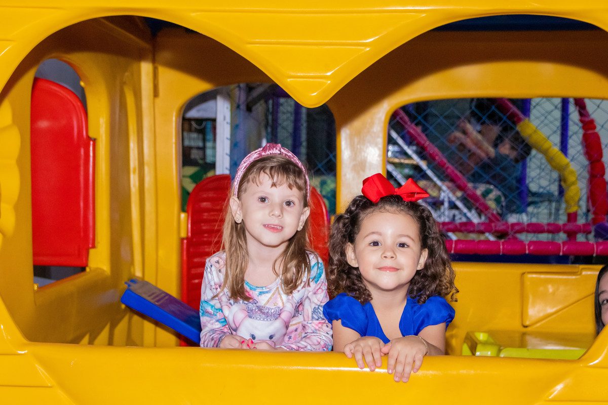 buffet biscoito bauru, buffet infantil bauru, aniversário infantil bauru, amigas brincando de casinha