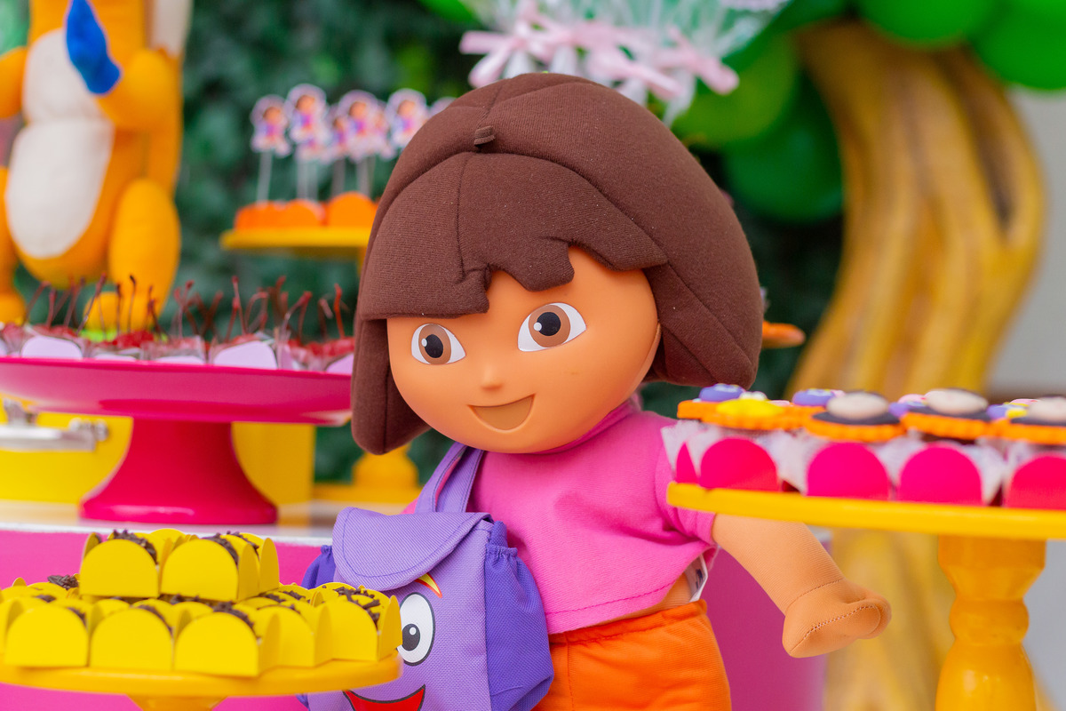 Buffet Infantil Boomerang Bauru, Festa infantil Bauru, aniversário tema Dora Aventureira, boneca da dora a aventureira