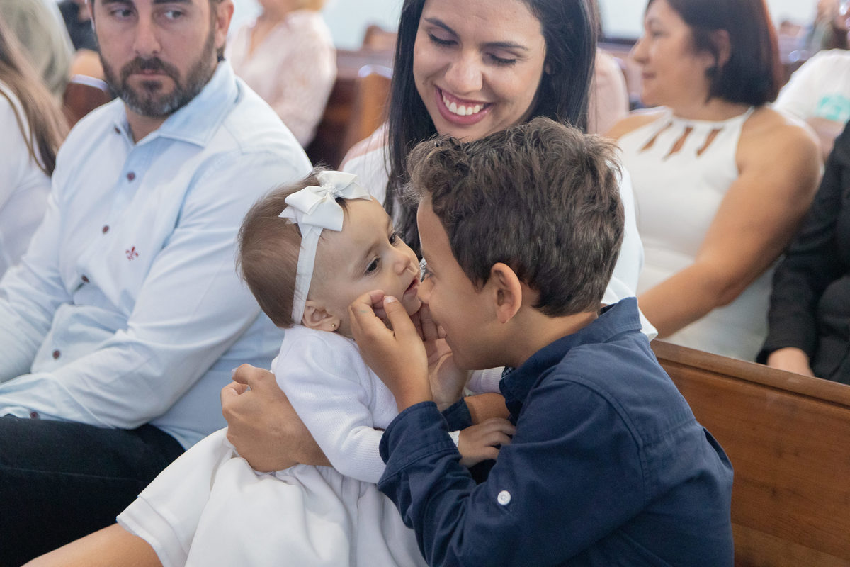 Paróquia Nossa Senhora das Graças Bauru, batizado em Bauru, primos brincando em batizado