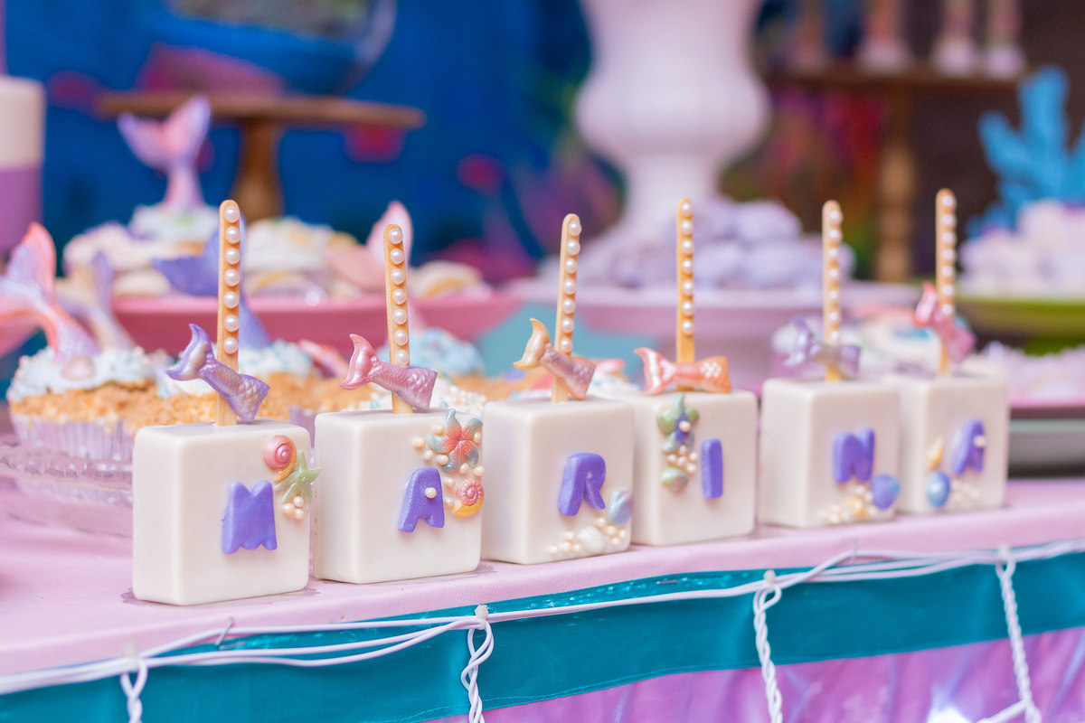 Buffet Que!baderna Bauru, fotógrafo aniversário infantil bauru, pirulitos personalizados pequena sereia